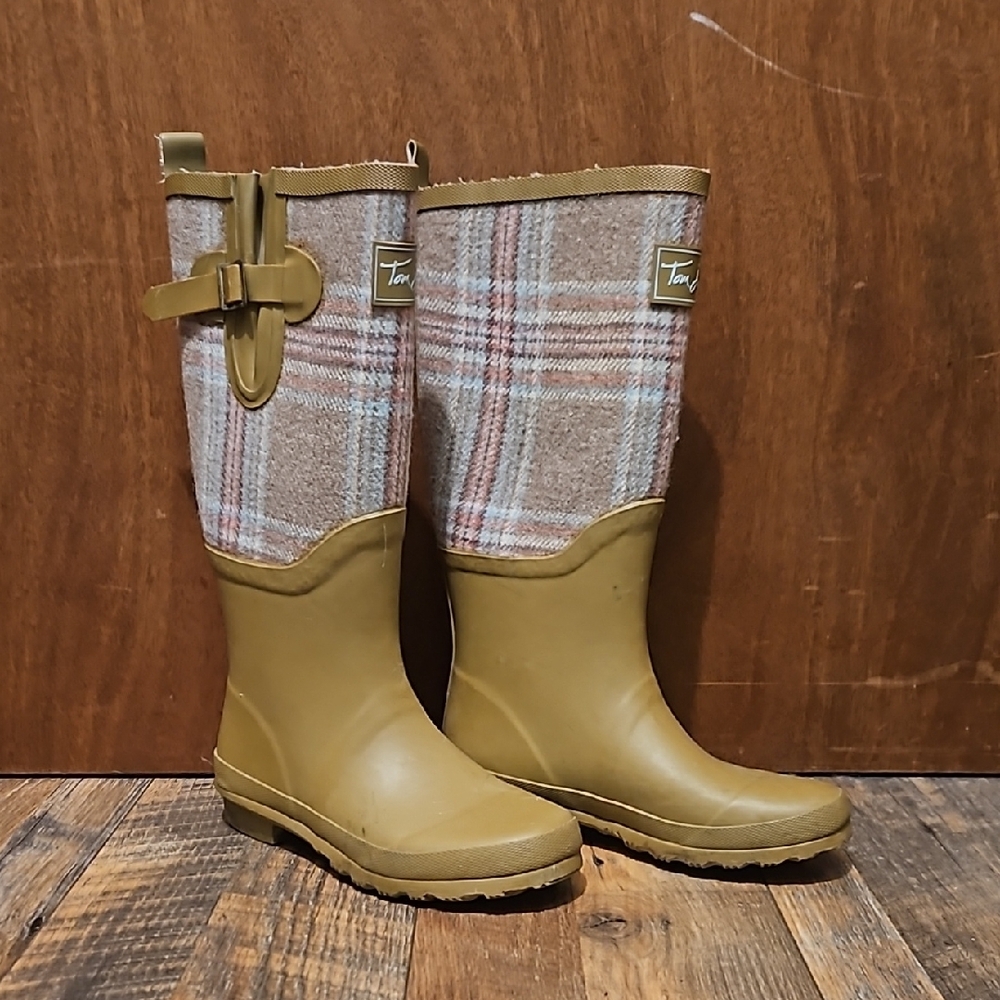Totes Plaid Waterproof Boots